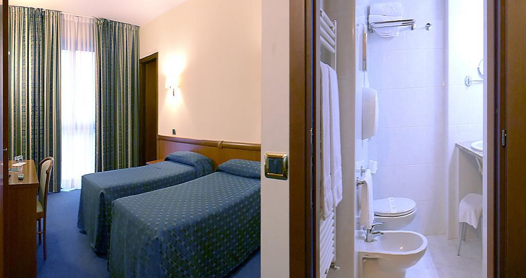 Valdenza Hotel Campegine ภายนอก รูปภาพ