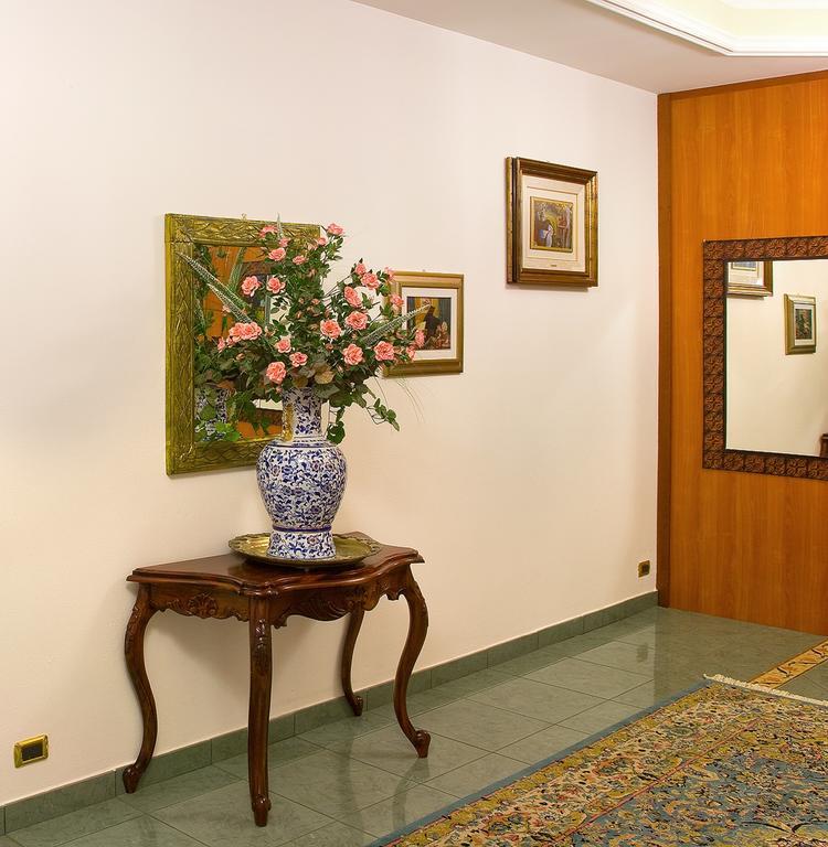 Valdenza Hotel Campegine ภายนอก รูปภาพ